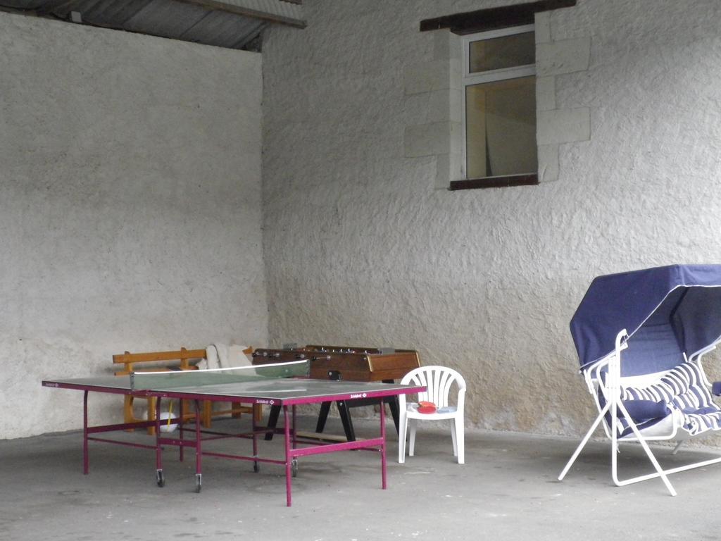 Hotel Logis Du Jacquelin Doussay Exterior foto